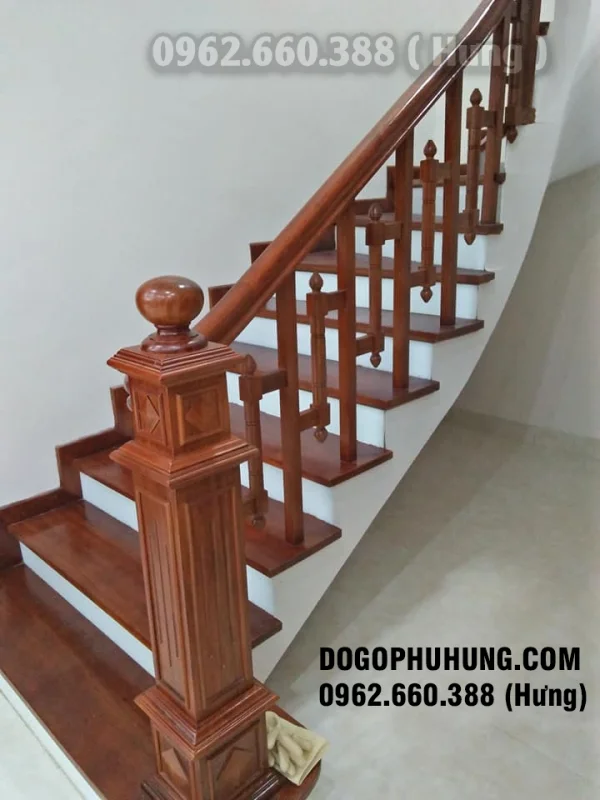 Cầu thang gỗ, kính hiện đại và cổ điển (Dogophuhung.com) liên hệ 0962.660.388 (hưng)