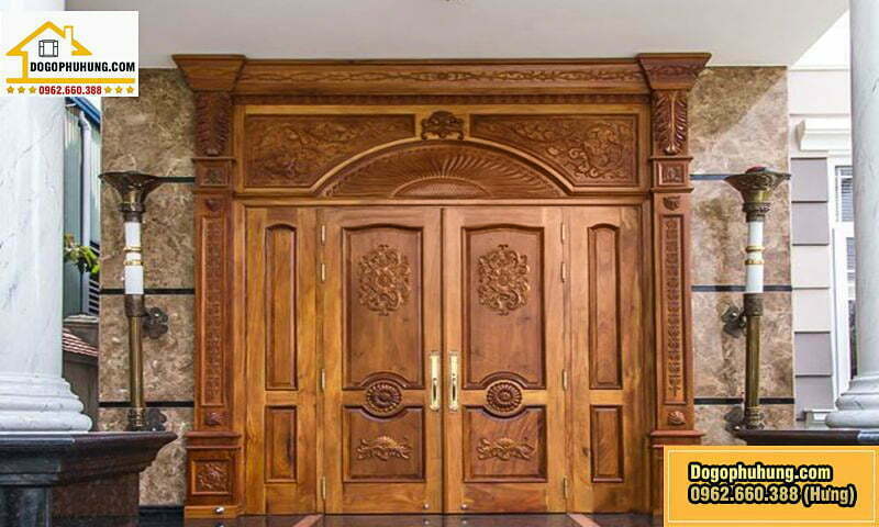Loại cửa gỗ 4 cánh có kiểu dáng đẹp ưa chuộng nhiều cho trong các biệt thự